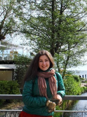 Portrety Sofia Portrety - na zdjęciach Sofia. Gdynia Orłowo i Gdańsk Główny.