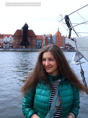 Portrety - na zdjęciach Sofia. Zdjęcia wykonane w Gdyni Orłowie i na gdańskim starym mieście. Autorem zdjęć jest Adam Szoka. Prortrety - Sofia